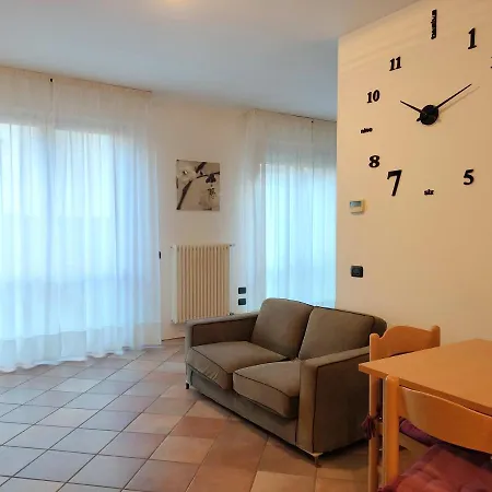 Апартаменты La Casa Di Giovanni Комо